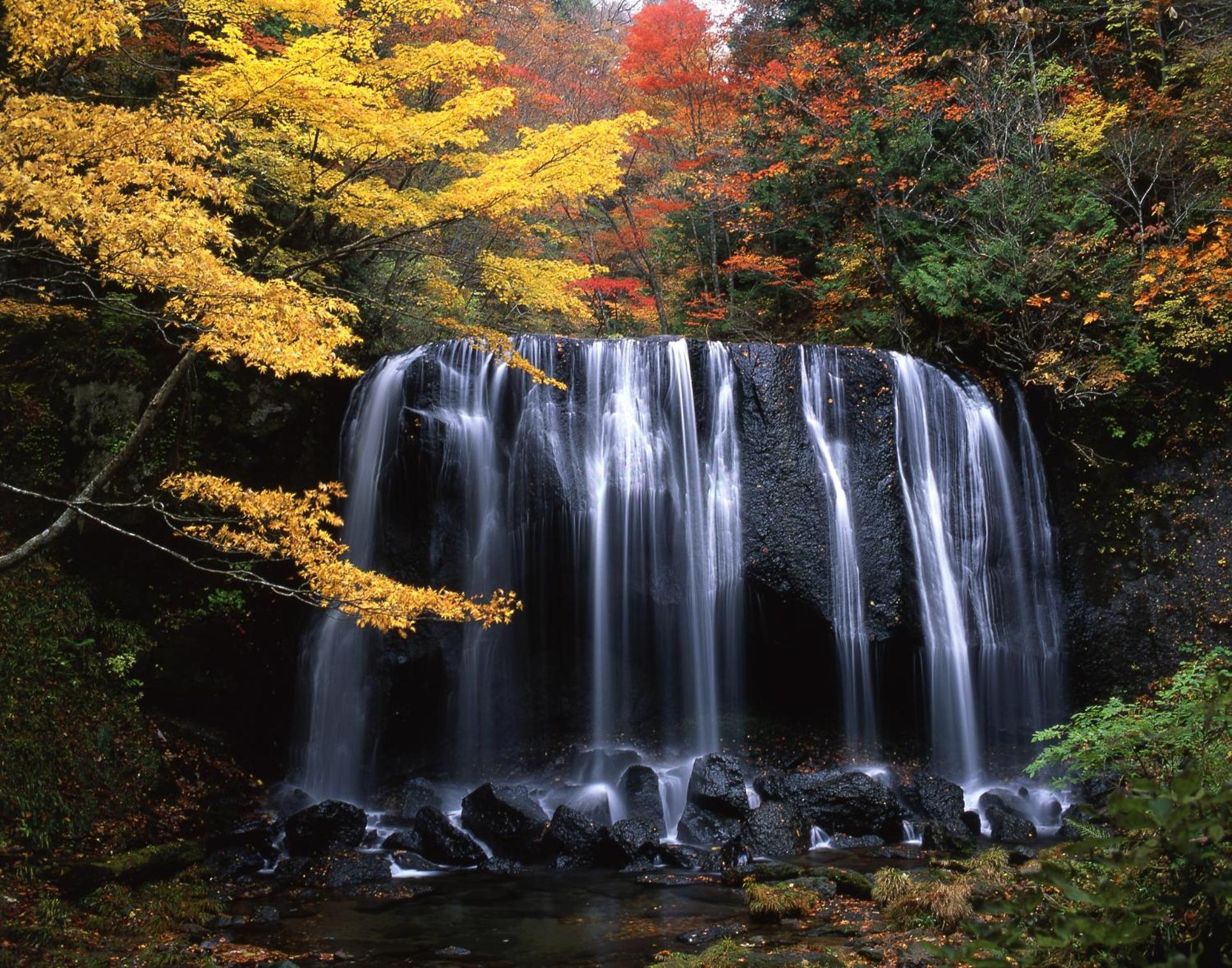 Urabandai Lake Resort Goshiki No Mori Kitashiobara Экстерьер фото