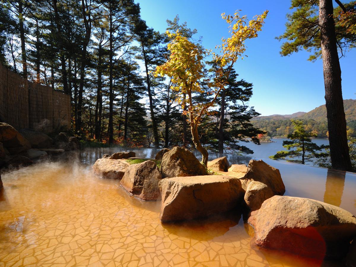 Urabandai Lake Resort Goshiki No Mori Kitashiobara Экстерьер фото