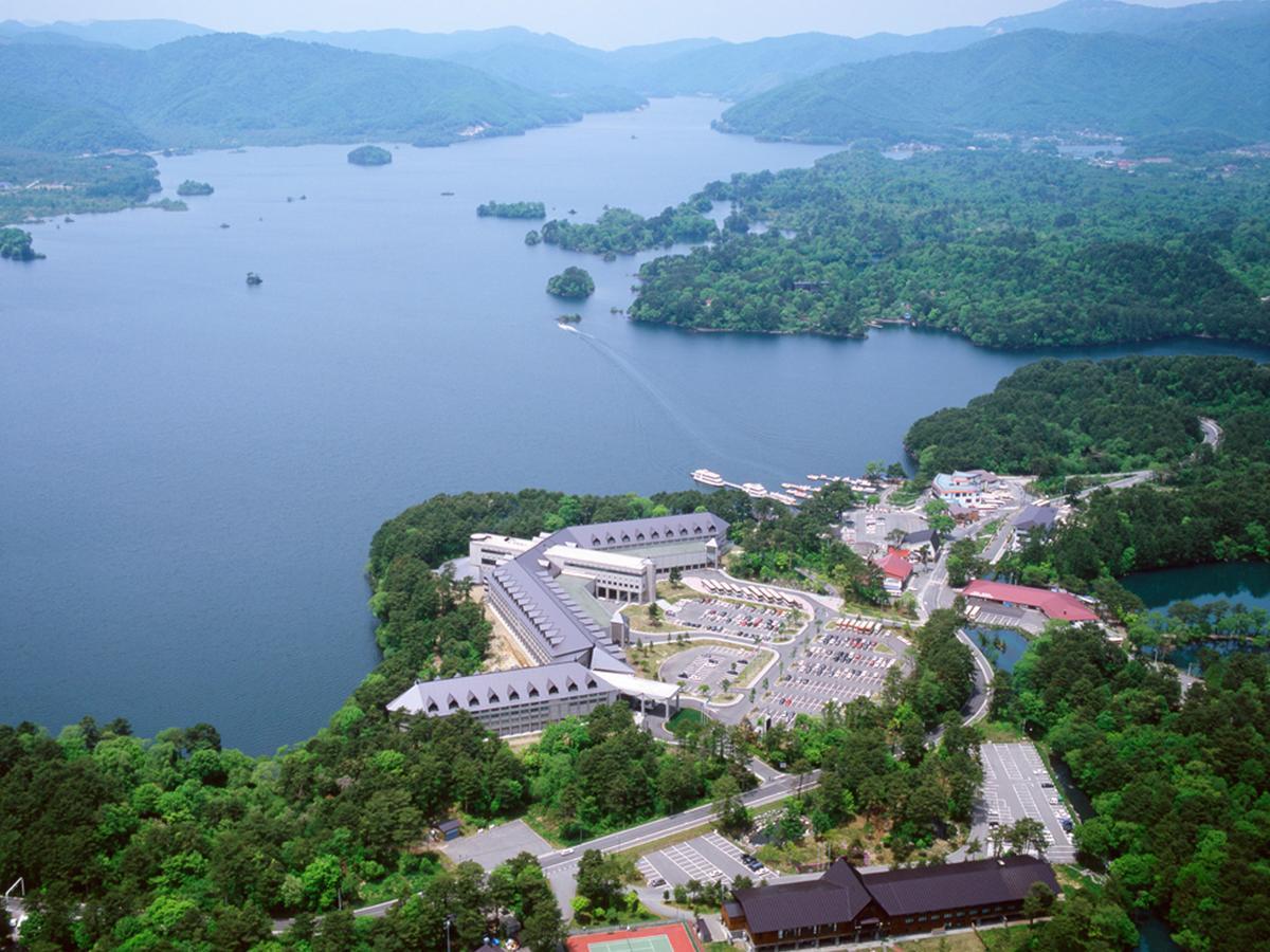 Urabandai Lake Resort Goshiki No Mori Kitashiobara Экстерьер фото