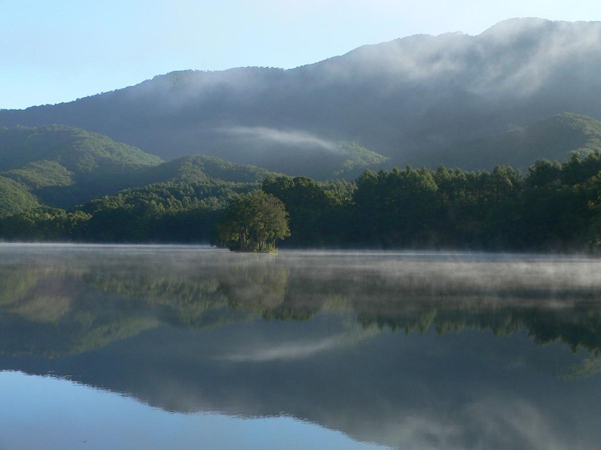 Urabandai Lake Resort Goshiki No Mori Kitashiobara Экстерьер фото